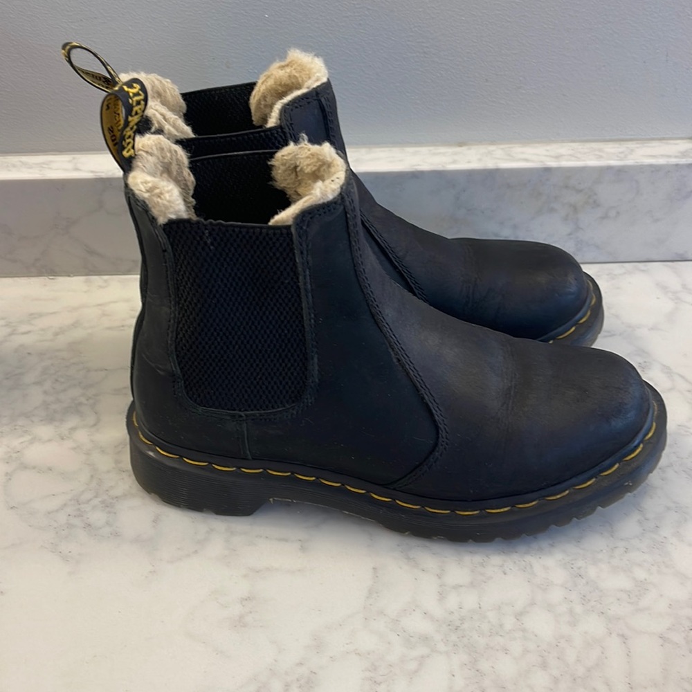 Dr Marten Leonore Sherpa Chelsea boots-